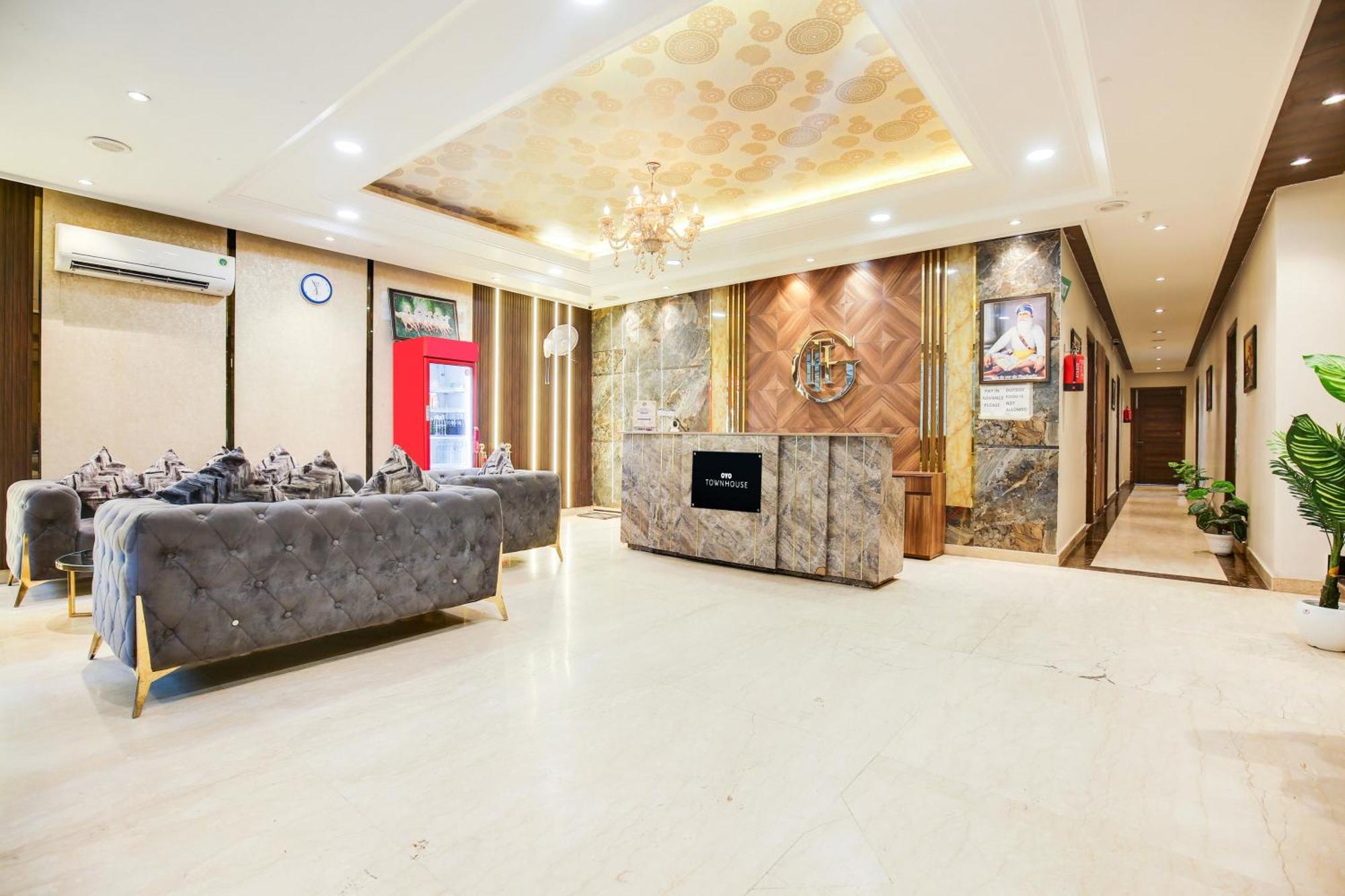 אמריצר Super Townhouse Grand Fortune מראה חיצוני תמונה