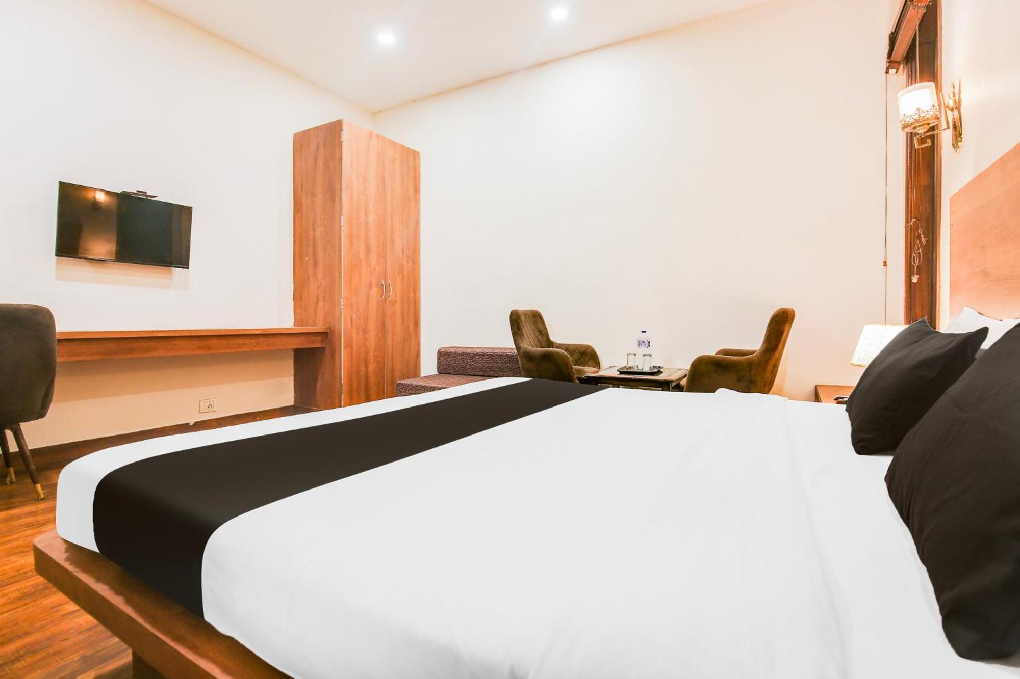 אמריצר Super Townhouse Grand Fortune מראה חיצוני תמונה